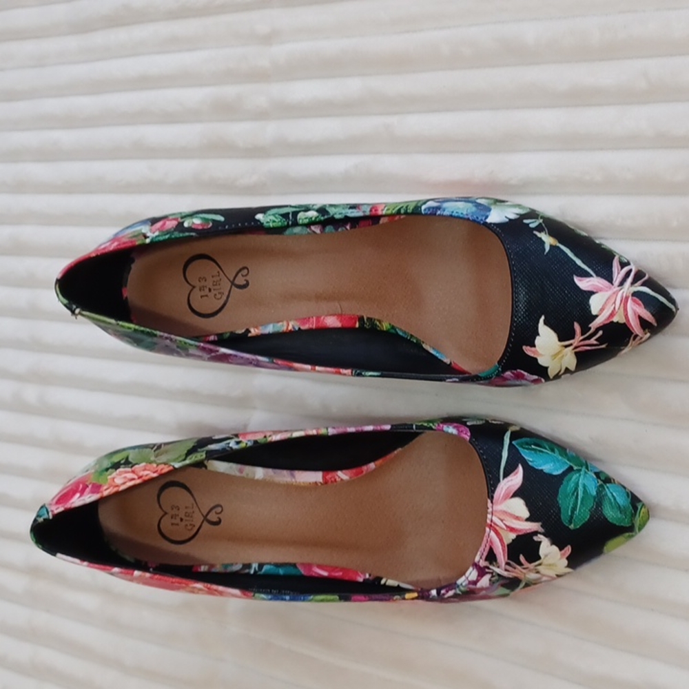 143 Girl Shoes